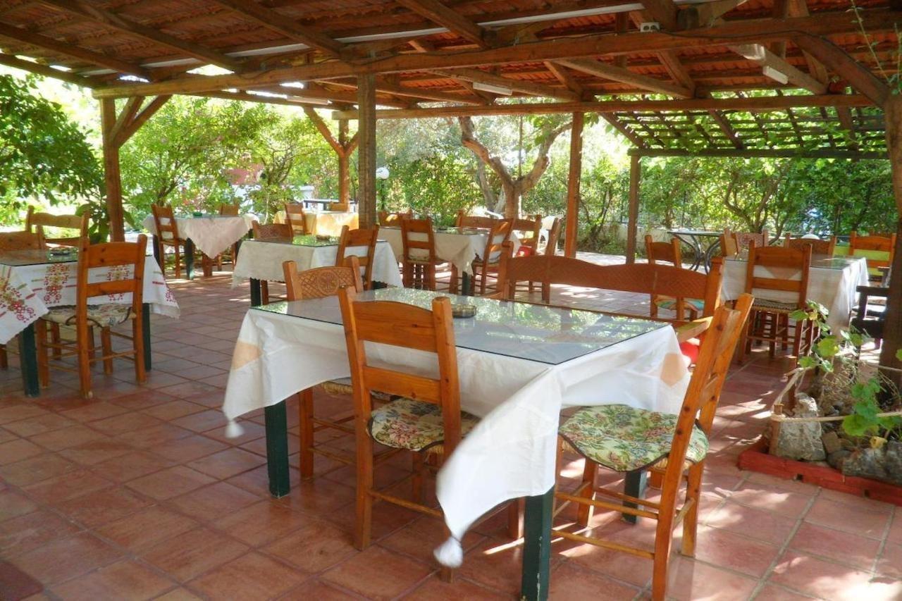 Sunningdale Hotel أغيا غاليني المظهر الخارجي الصورة