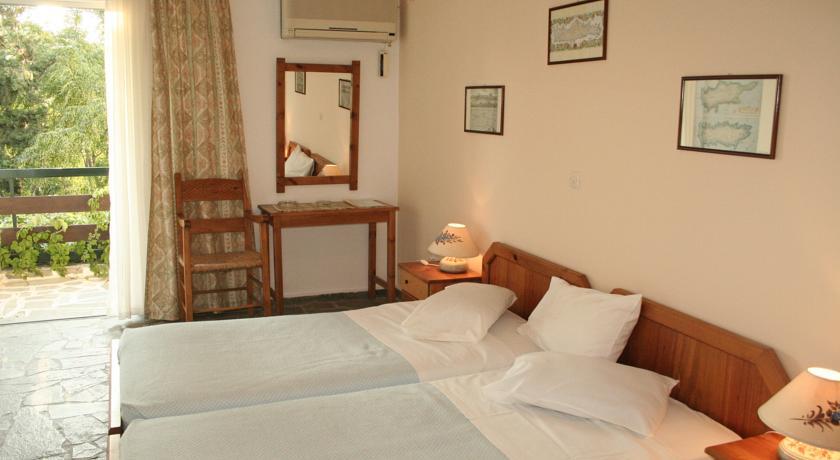 Sunningdale Hotel أغيا غاليني المظهر الخارجي الصورة